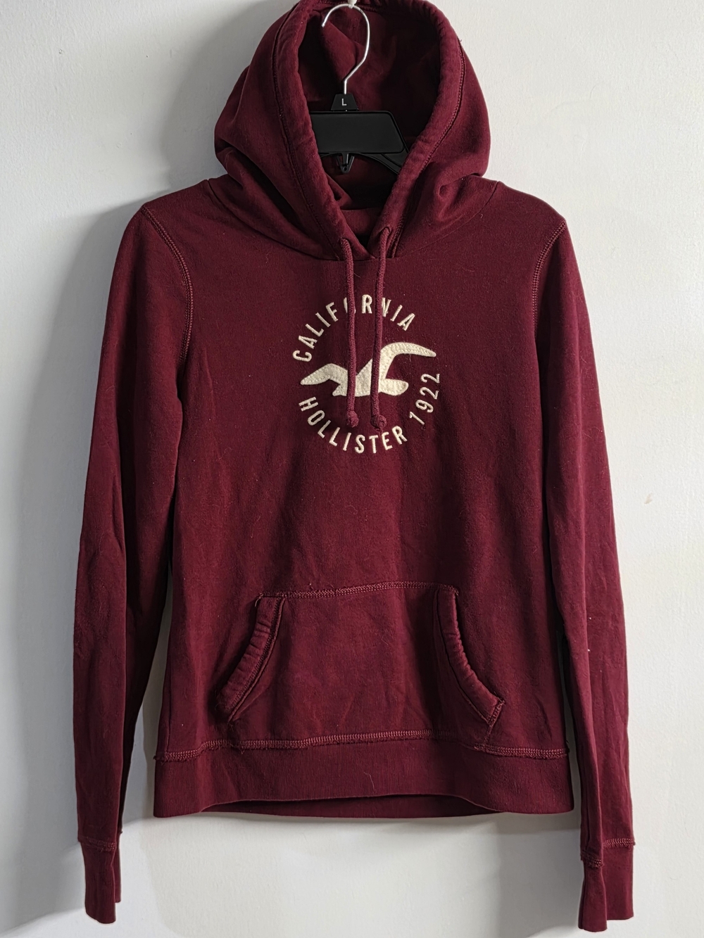 Hollister Men's Burgundy Pullover Hoodie Sweatshirt Size L